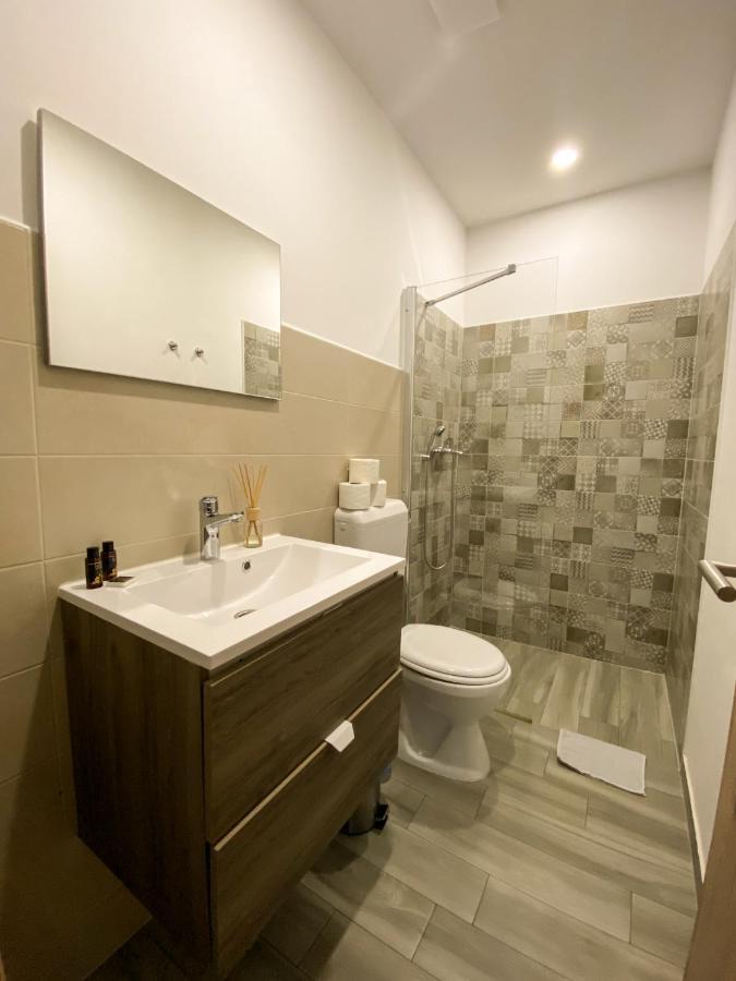 Boutique Rooms & Winery Zorz Vipava Esterno foto